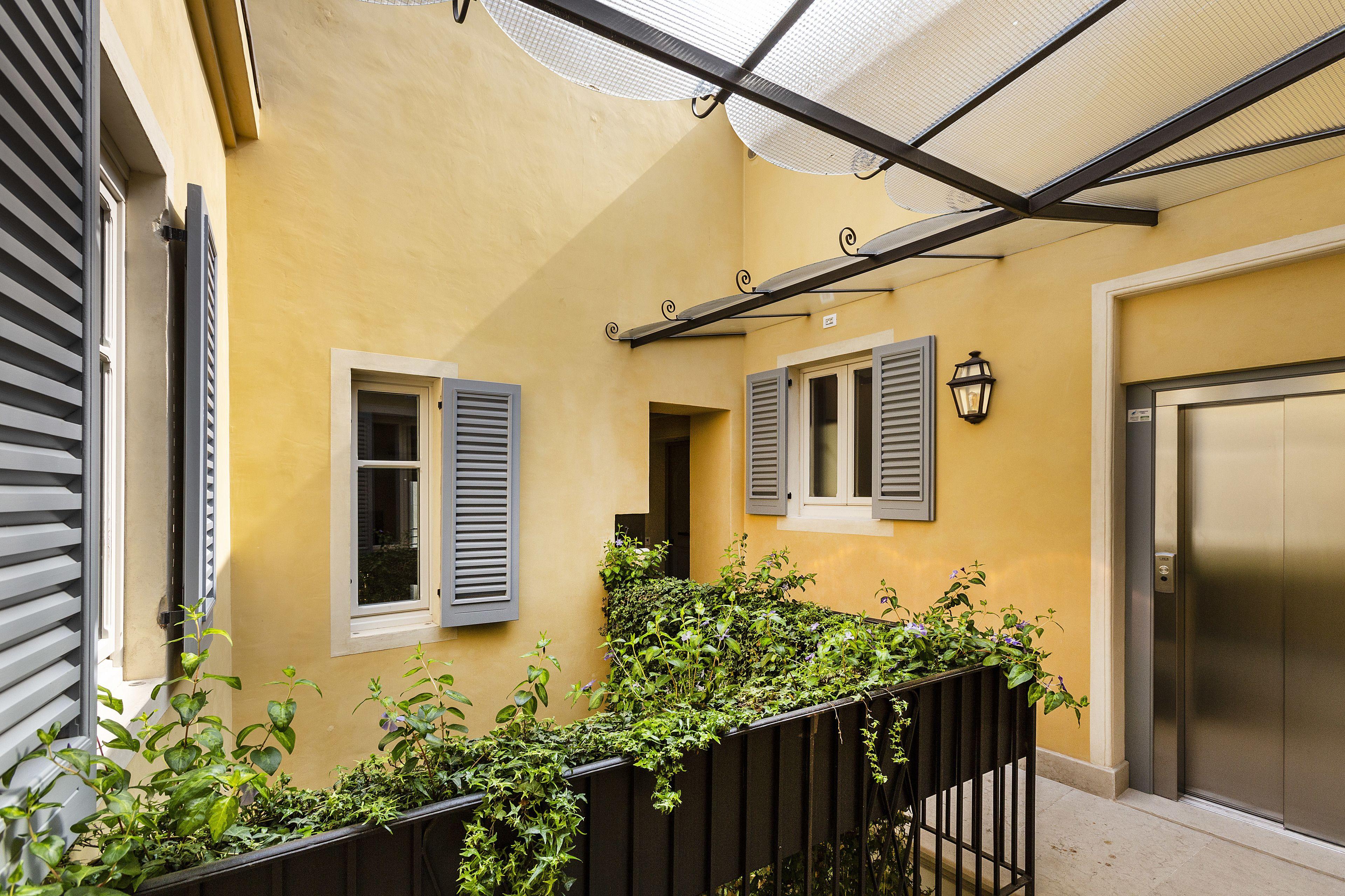 Residenza Palazzo Brenzoni Apartment - Verona — Photos 2